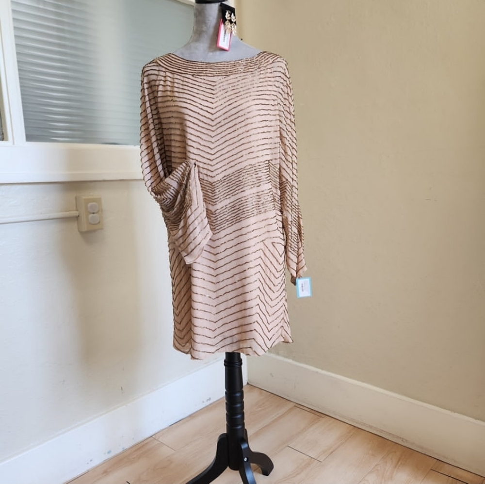 Size XS (likely bigger!) rose gold blush long sleeve open back cocktail JS Colle